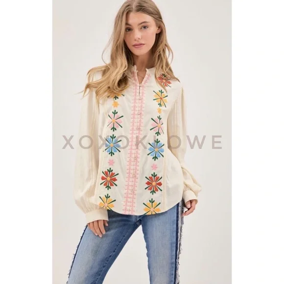 Boho Cream Blouse Flower Embroidery Button Front - Picture 5 of 13